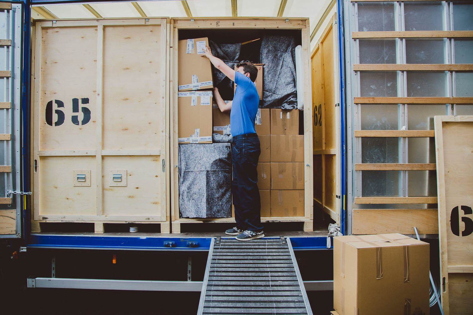 Full-Service-Moving-Company