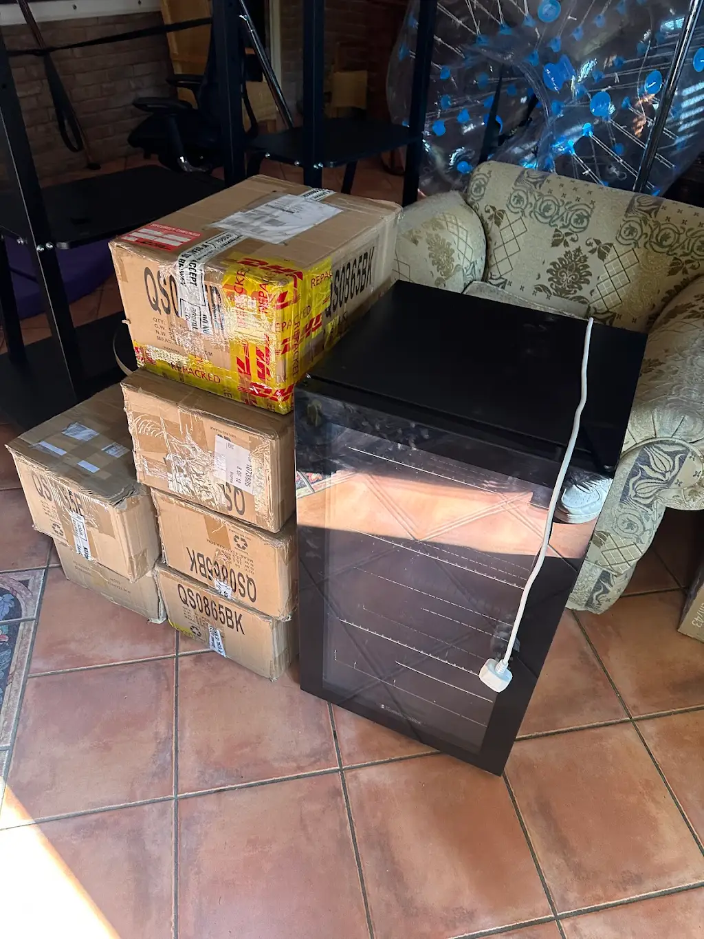 pack kitchen for moving without breaking