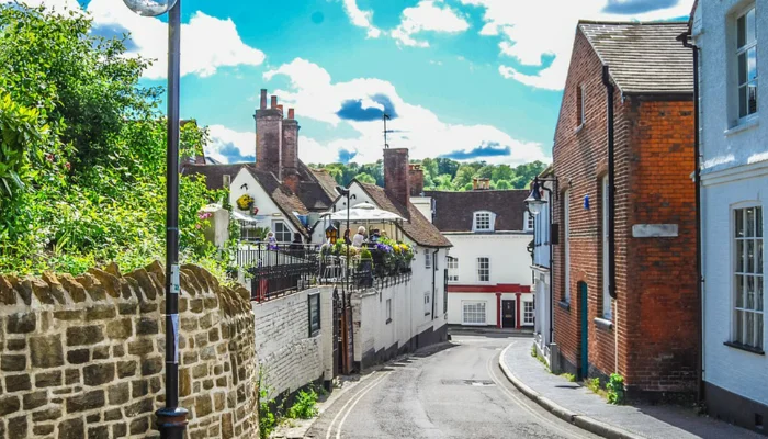 best commuter towns near London
